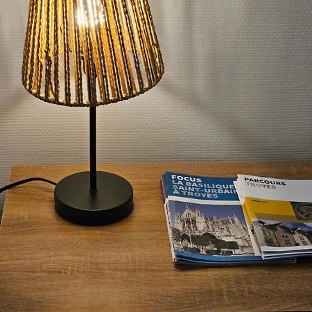 Le Logis Du Clocher トロワ エクステリア 写真
