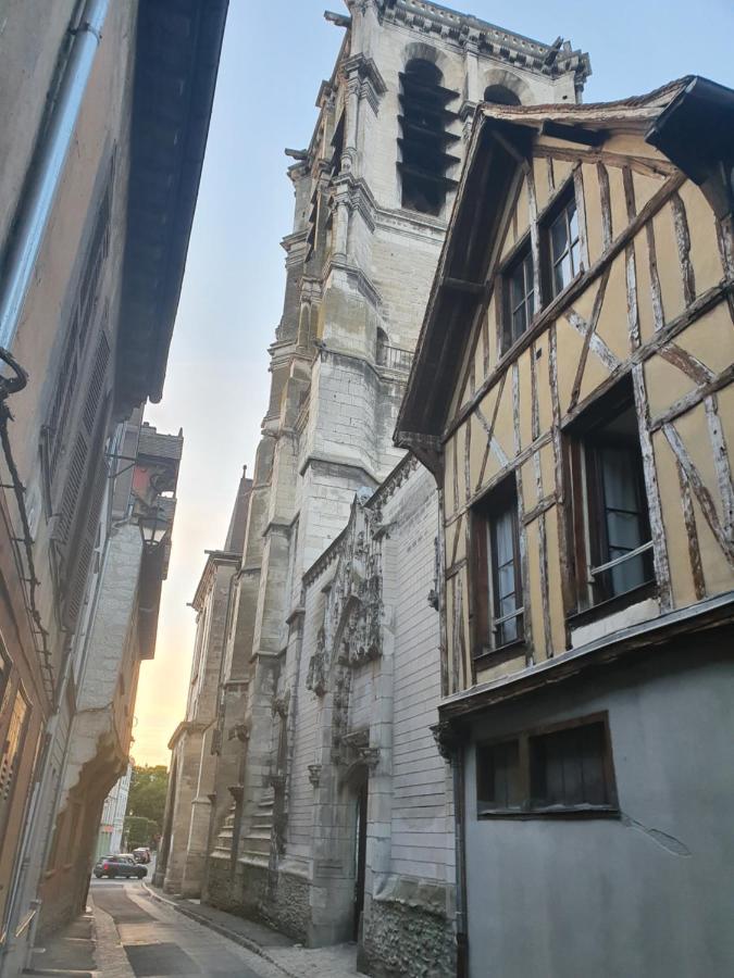 Le Logis Du Clocher トロワ エクステリア 写真